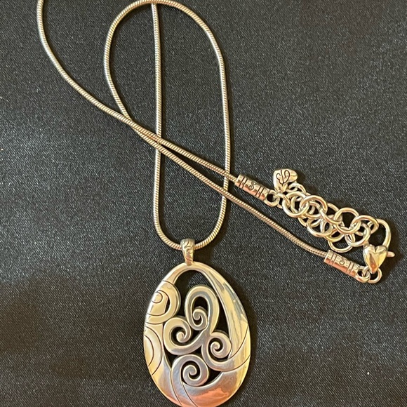 Brighton Silver Swirl Oval Pendant Necklace with Matching Earrings - Picture 5 of 9